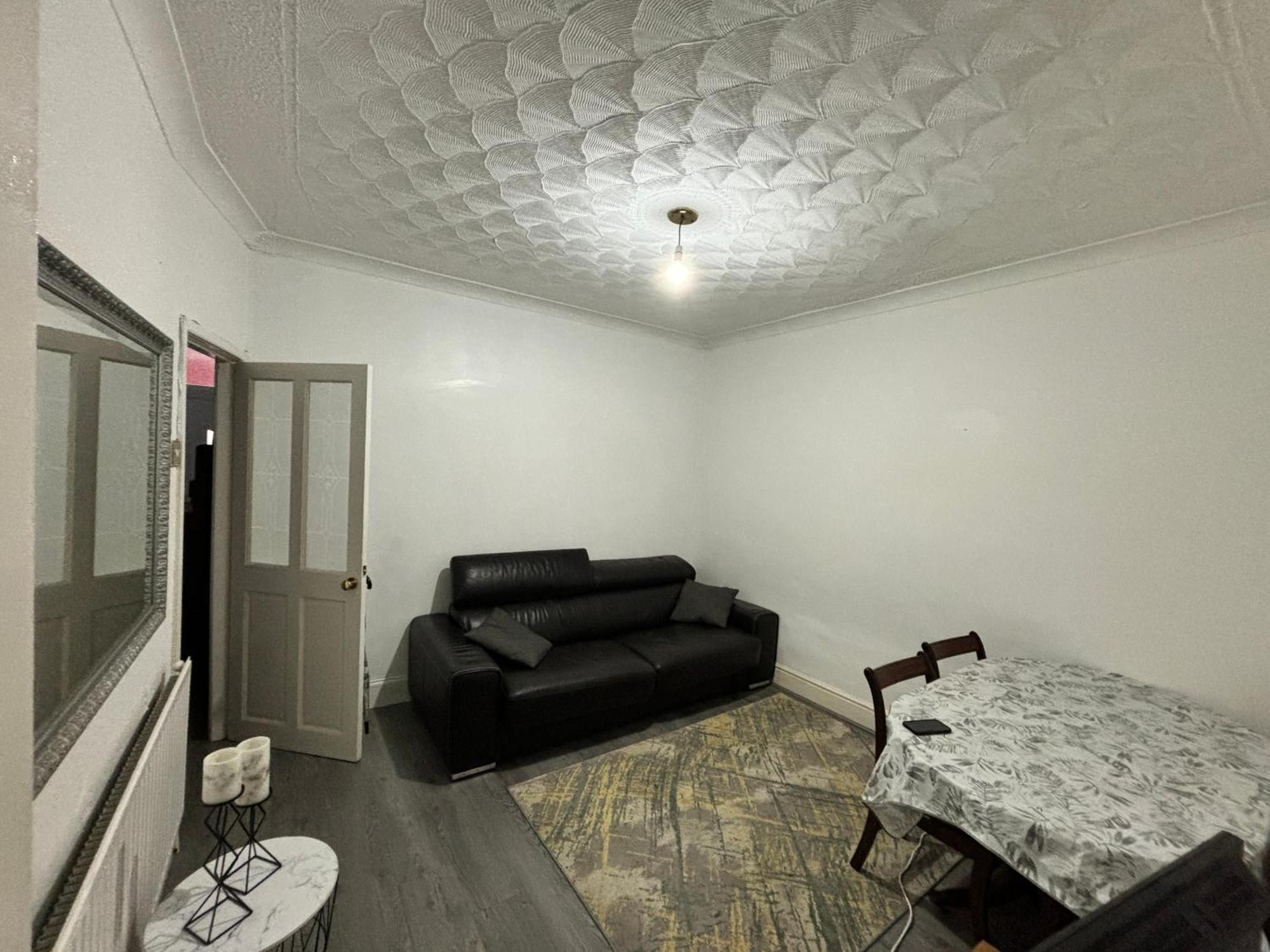 Entire 3 Bedroom House- Free Parking Liverpool Exteriér fotografie