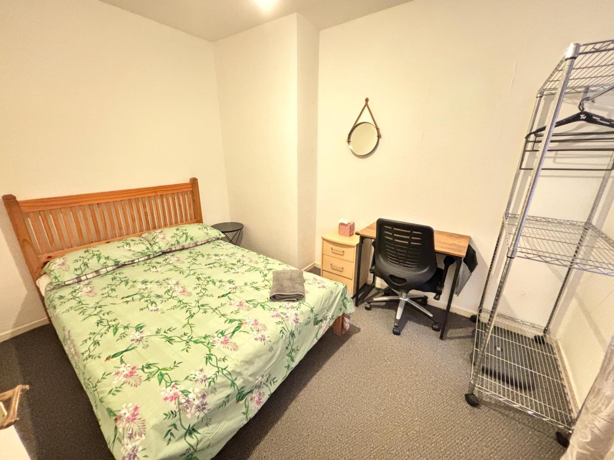 Entire 3 Bedroom House- Free Parking Liverpool Exteriér fotografie